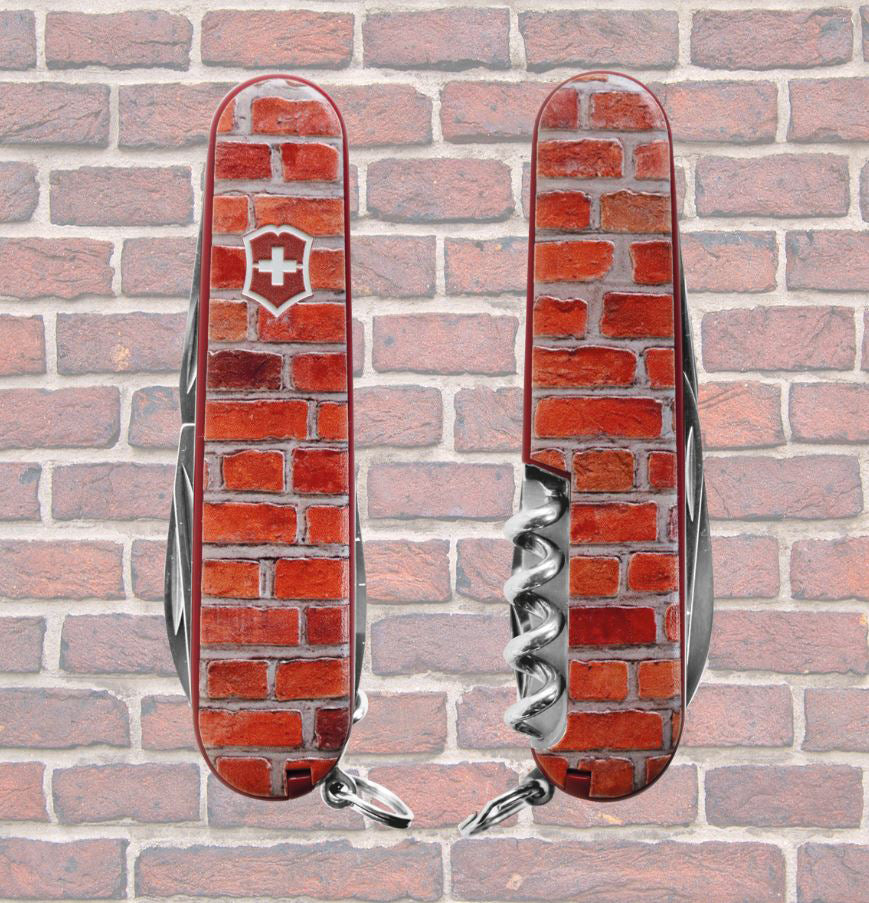 Victorinox Huntsman Brickwall by MTM